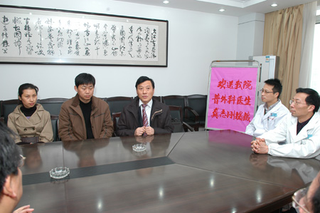 長(zhǎng)江深情融冰雪 天使高原建功業(yè)