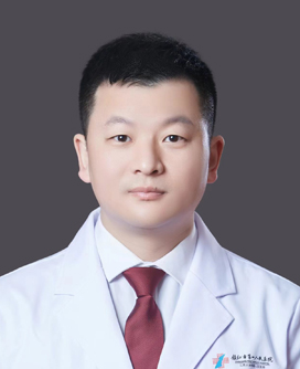 潘飛