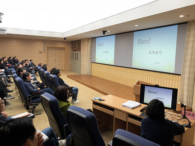 市一院“財務(wù)微講堂”第一課順利開講