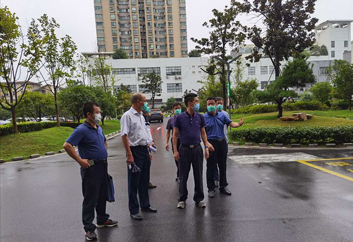 平安迎國慶、中秋---市衛(wèi)健委對我院進行節(jié)前安全大檢查